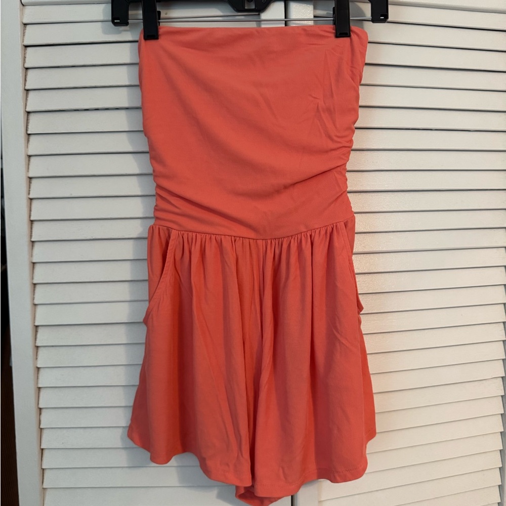 Wild Fable Coral Strapless Ruched Romper